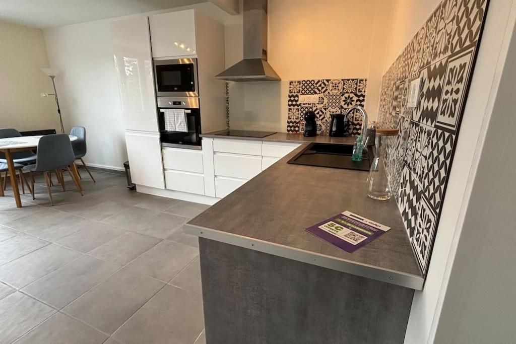 Ferienwohnung T2 Calme Et Lumineux Proche Gare Arras Exterior foto