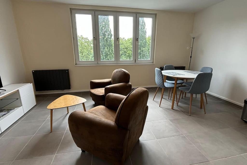 Ferienwohnung T2 Calme Et Lumineux Proche Gare Arras Exterior foto